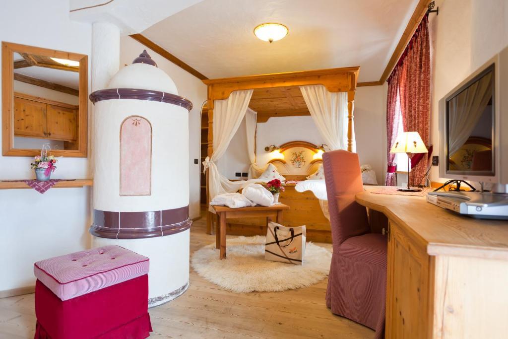 Nature Wellness Hotel Renato Vigo di Fassa Εξωτερικό φωτογραφία